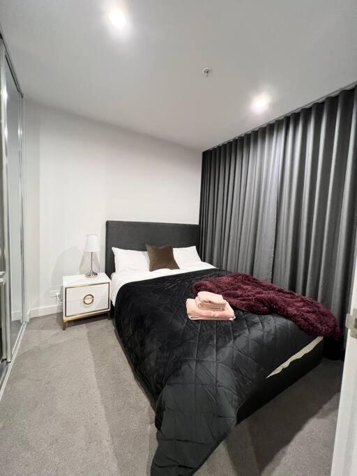 Comfy 2 Bed Apartment In The Heart Of Мельбурн Екстер'єр фото